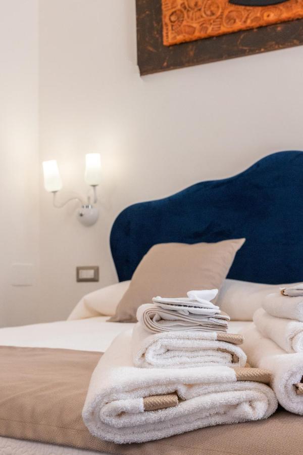 Lovely Rooms - Guest House Suites Triggiano Eksteriør bilde