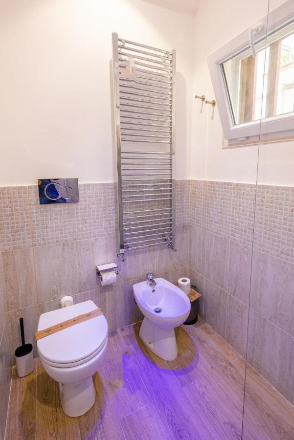 Lovely Rooms - Guest House Suites Triggiano Eksteriør bilde