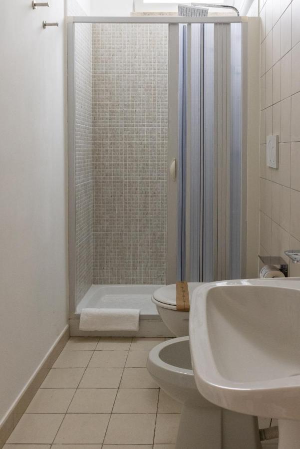 Lovely Rooms - Guest House Suites Triggiano Eksteriør bilde