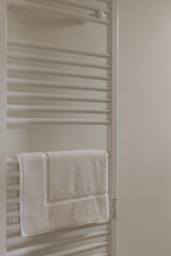 Lovely Rooms - Guest House Suites Triggiano Eksteriør bilde